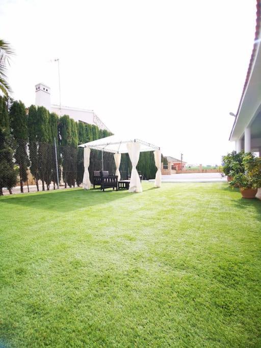 Villa Paraiso Ecija Exterior photo